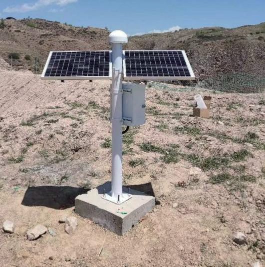 Solar-powered GNSS monitoring station in the field